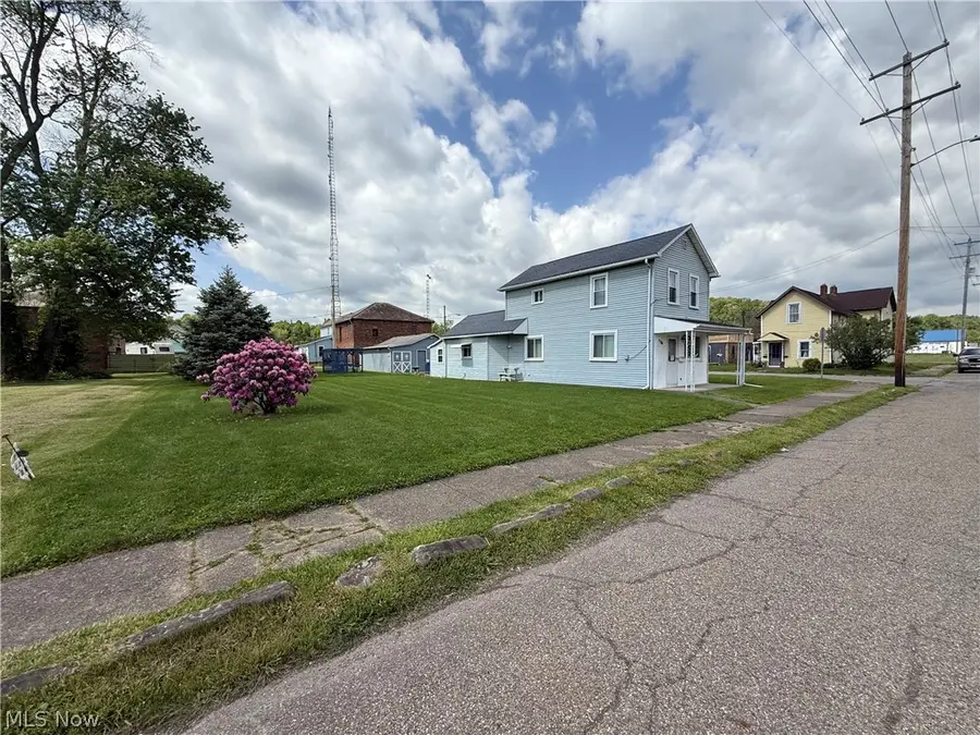 726 W 1st Street, Uhrichsville, OH 44683 - #3