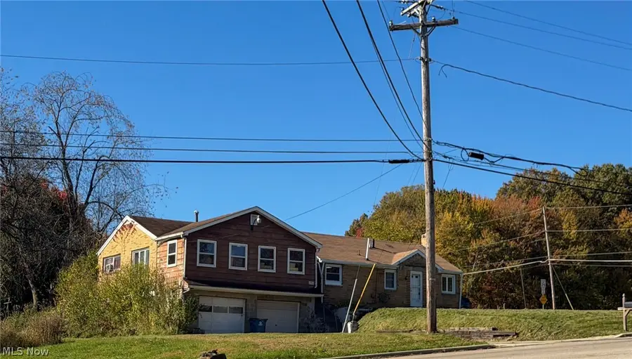 1292 Bedford Road, Masury, OH 44438 - #2