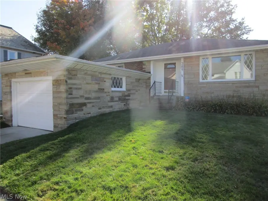 389 Jackson Street, Conneaut, OH 44030 - #2