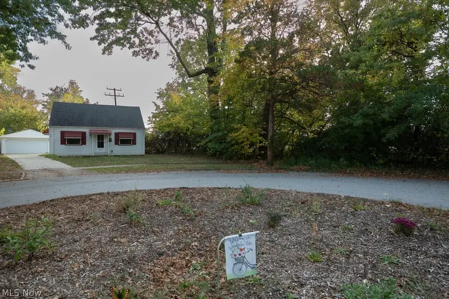 14613 Emery Avenue, Cleveland, OH 44135 - #3