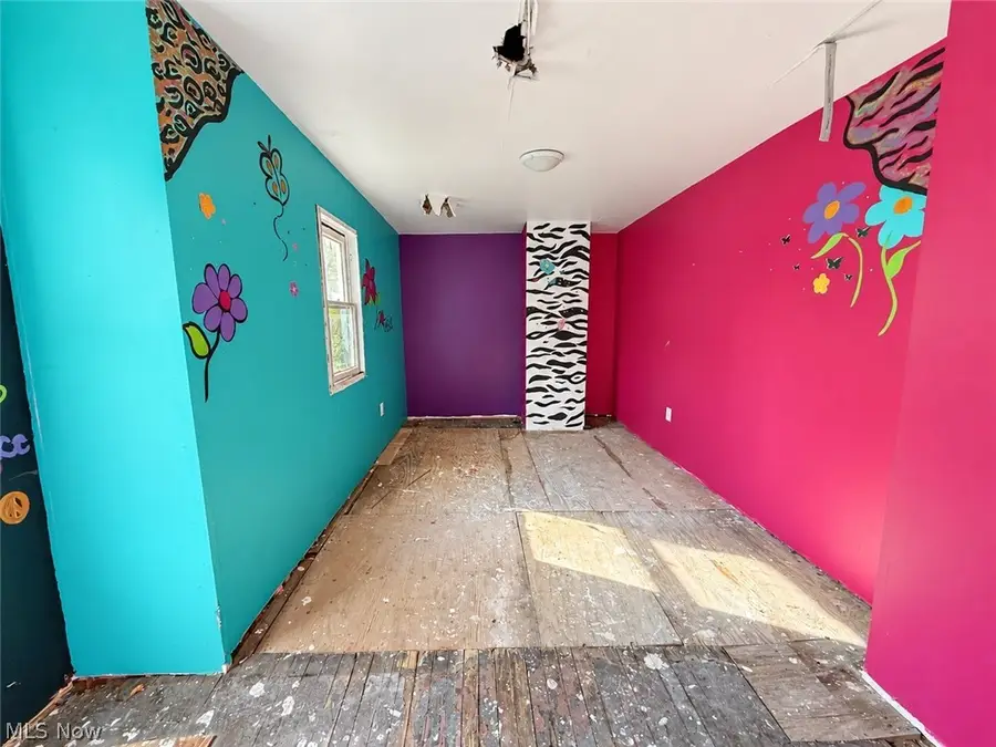 4146 E 106th Street, Cleveland, OH 44105 - #3