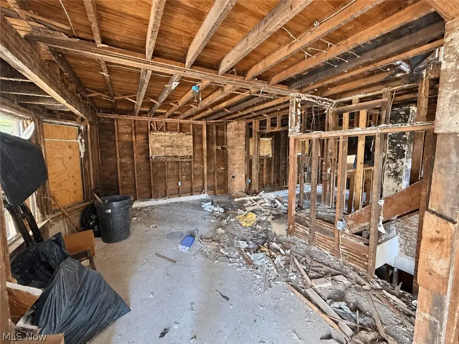 12506 Locke Avenue, Cleveland, OH 44108 - #3