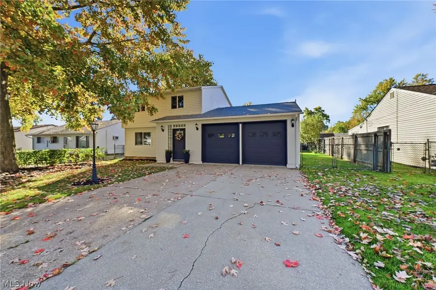 35462 Dewey Drive, Eastlake, OH 44095 - #3