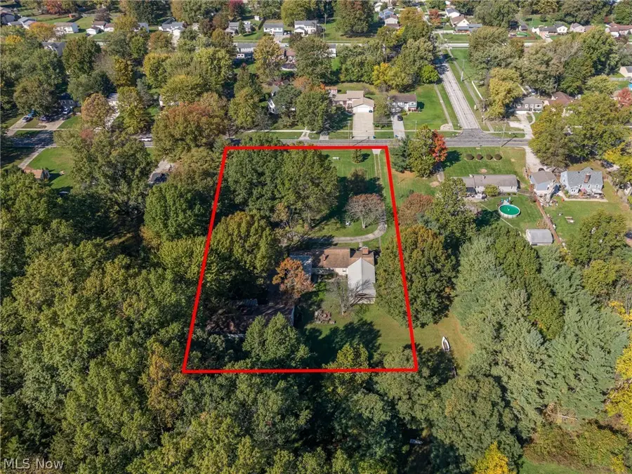 8769 Usher Road, Olmsted, OH 44138 - #3