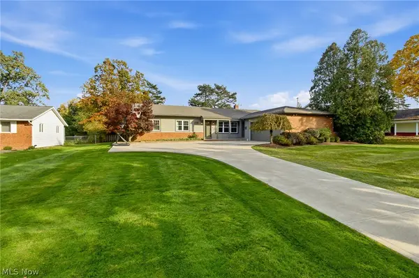 2615 Deptford Drive, Beachwood, OH 44122
