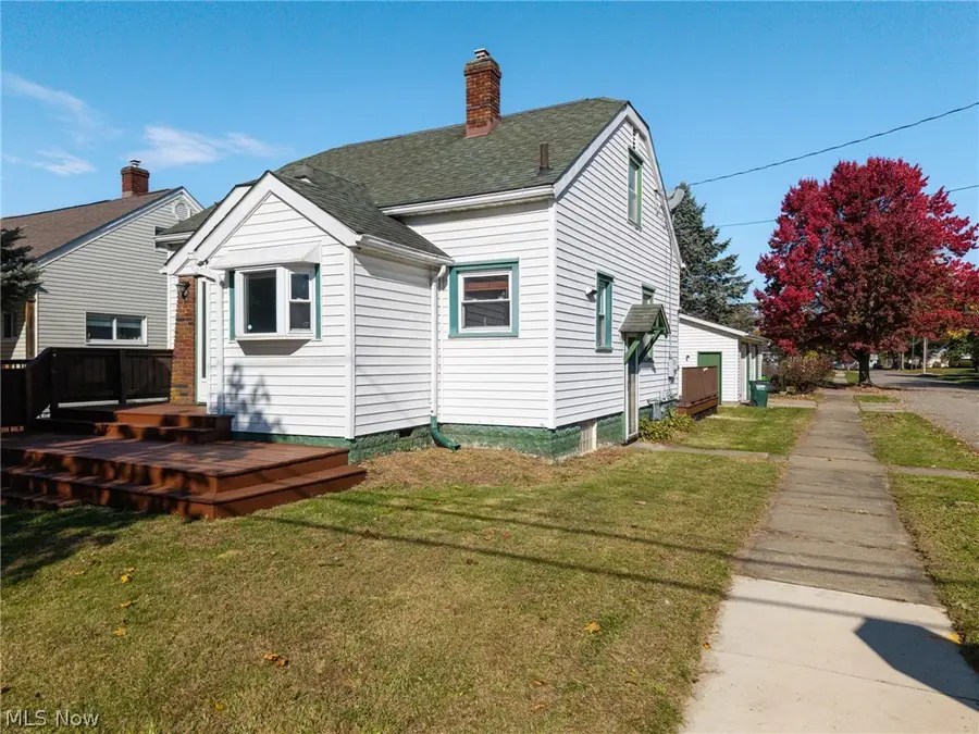 173 W Way Street, Barberton, OH 44203 - #3