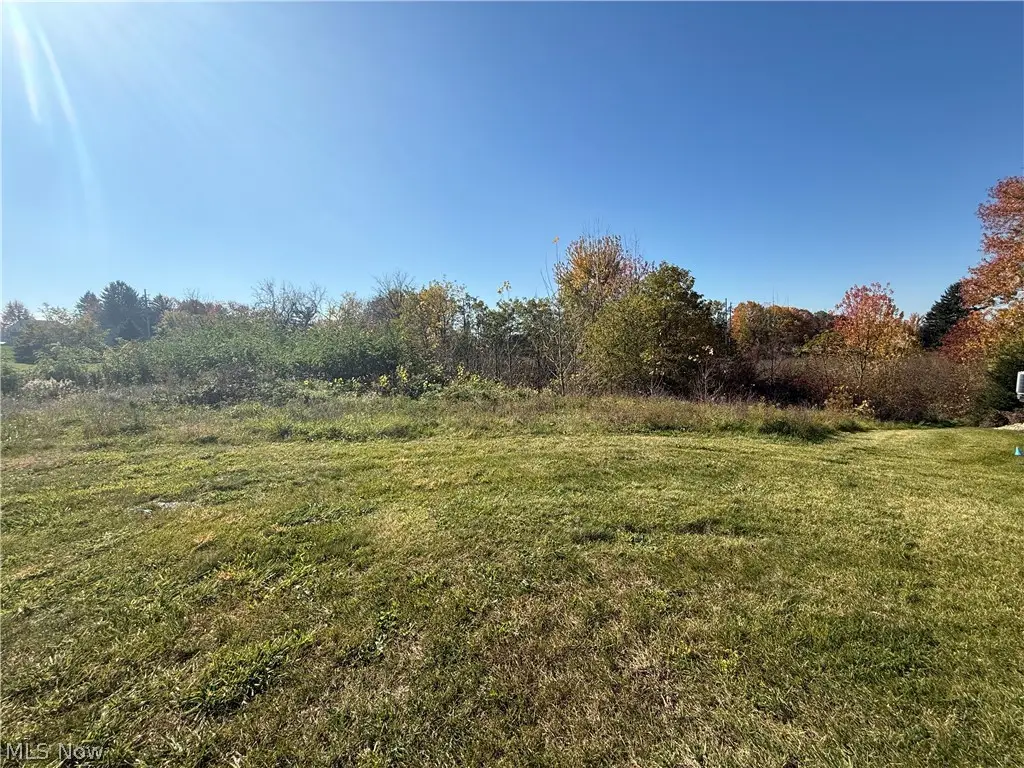 142 Relentless Way, Hartville, OH 44632 - #1