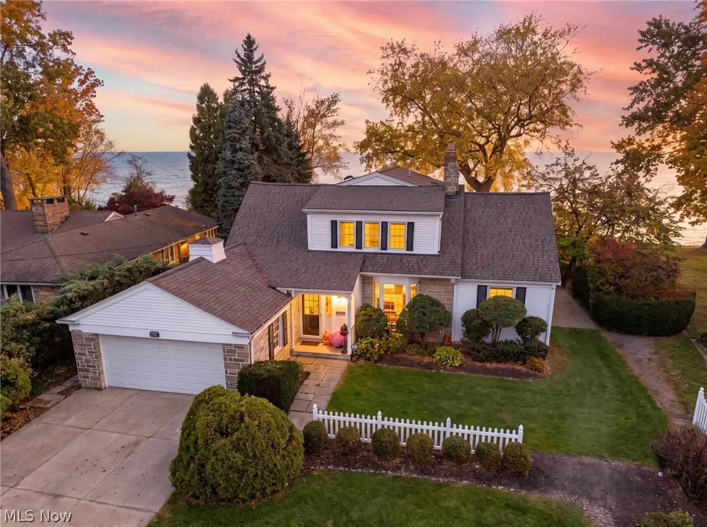 25551 Edgecliff Drive, Euclid, OH 44132 - #1