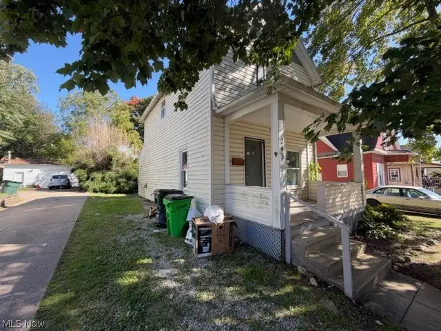243 NW 19th, Barberton, OH 44203 - #2
