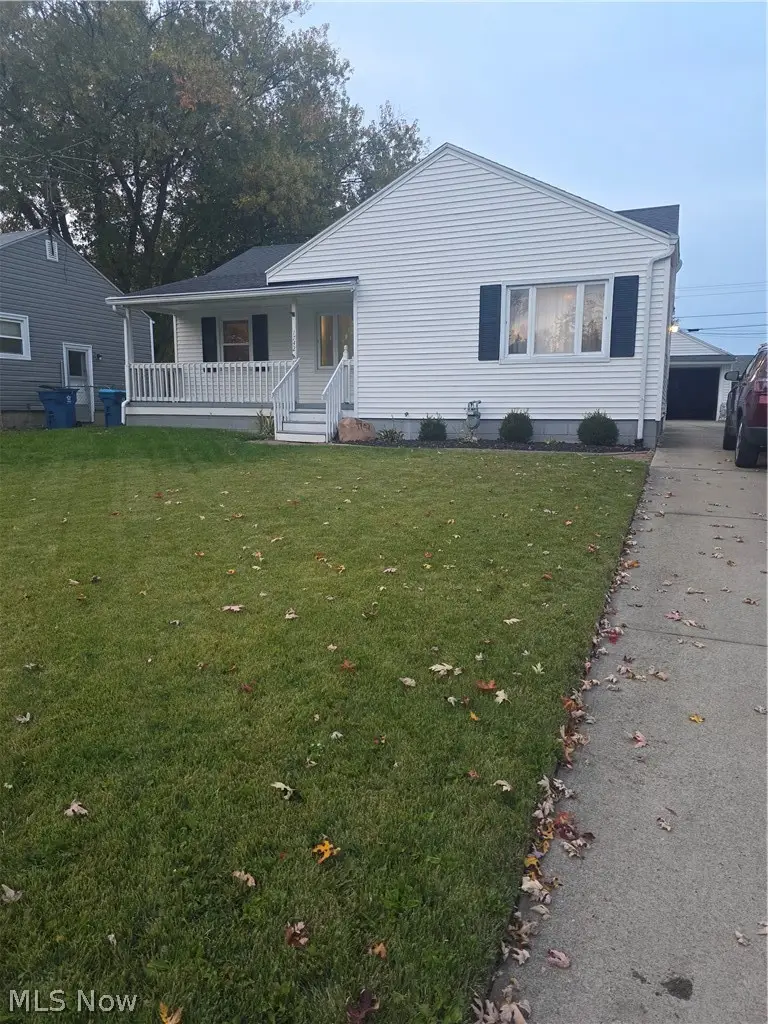 1742 W 12th Street, Lorain, OH 44052 - #1