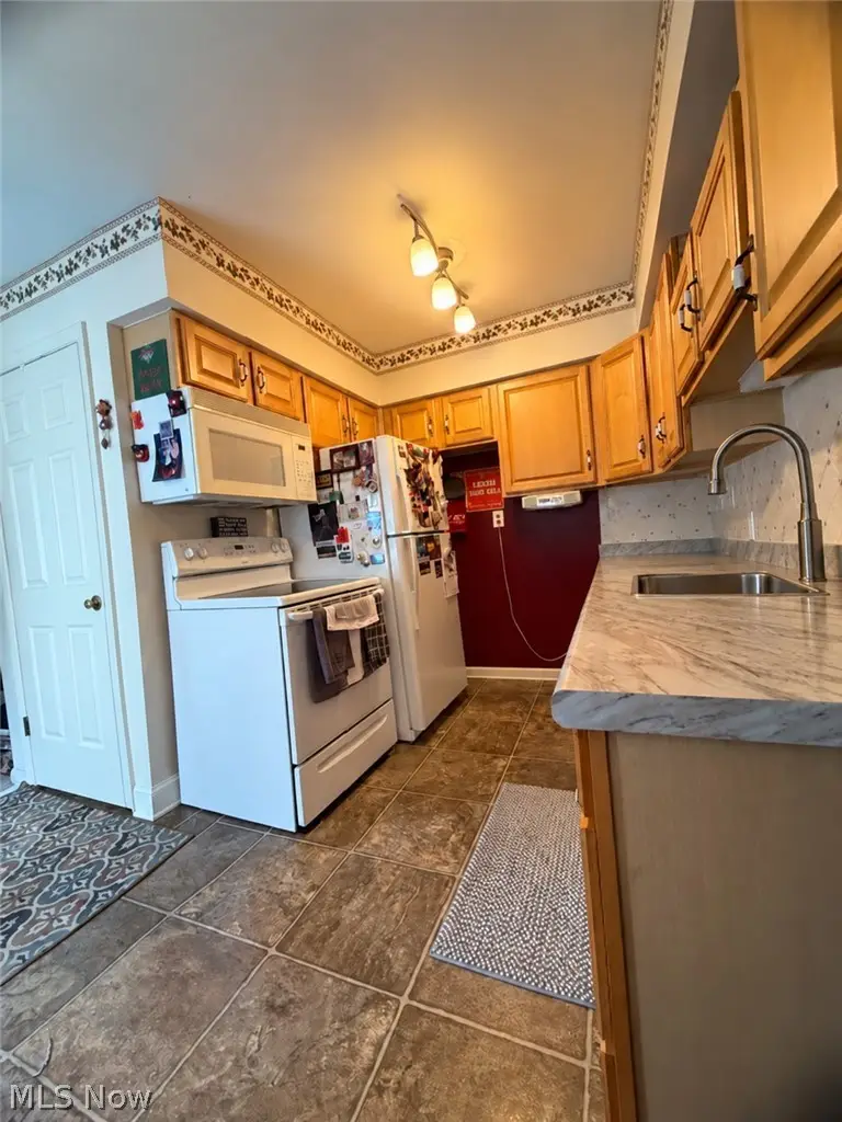 3736 Argonne Street, Mogadore, OH 44260 - #2