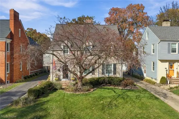 21348 Stratford Avenue, Rocky River, OH 44116