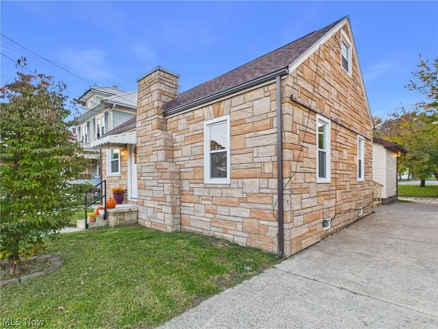 1106 Edwin Street, Parkersburg, WV 26101 - #2