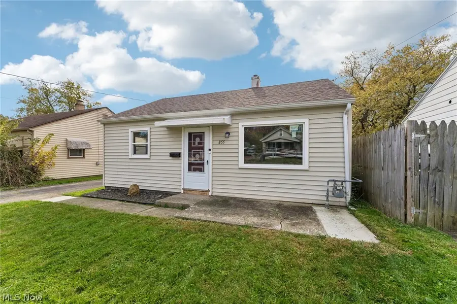 855 E Florida Avenue, Youngstown, OH 44502 - #3