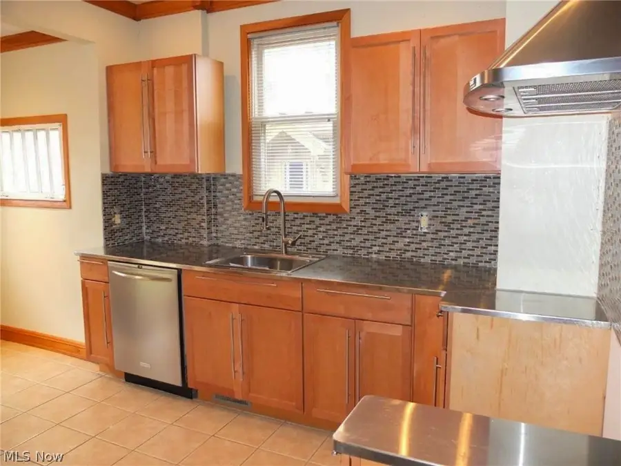 519 21st Nw Street, Canton, OH 44709 - #2