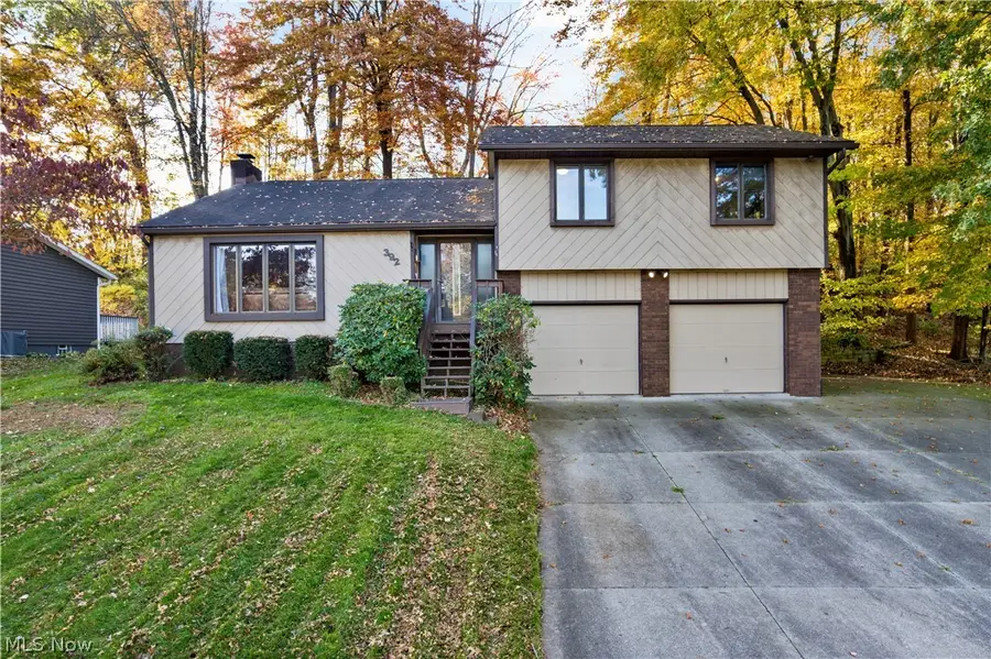 392 Derbyshire Road, Akron, OH 44319 - #3
