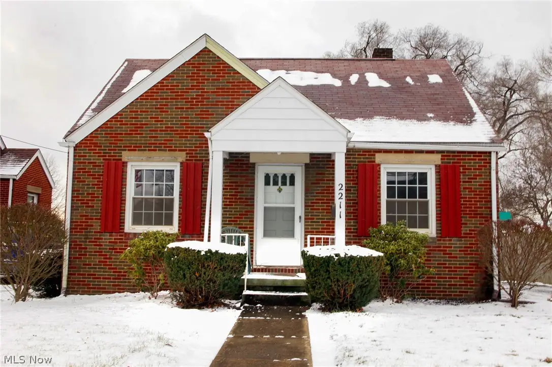 2211 Myrtle Nw Avenue, Canton, OH 44709 - #1