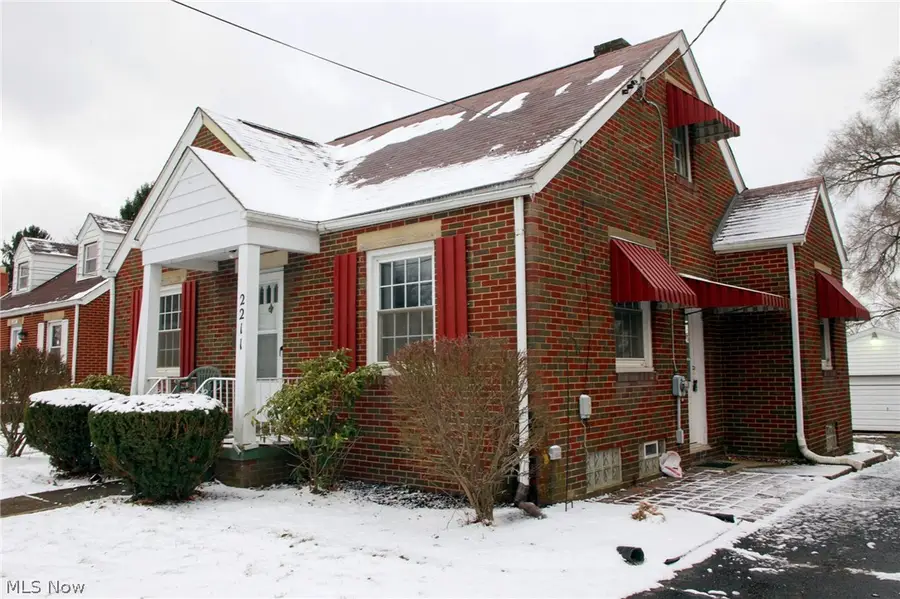 2211 Myrtle Nw Avenue, Canton, OH 44709 - #3