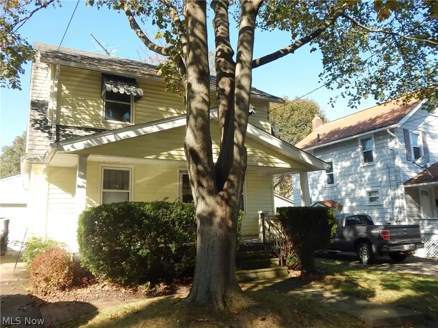 940 Davis Street, Akron, OH 44310 - #2