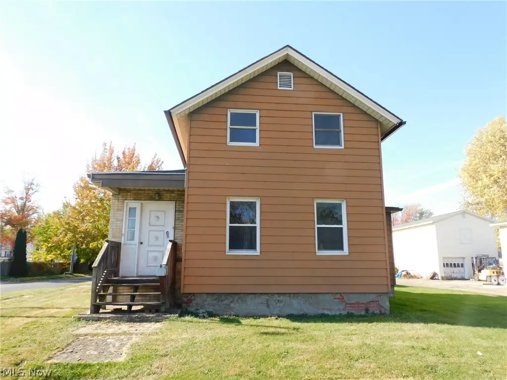 389 Broad Street, Conneaut, OH 44030 - #1