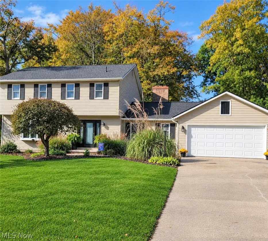 2205 Hedgewood Avenue, Alliance, OH 44601 - #1