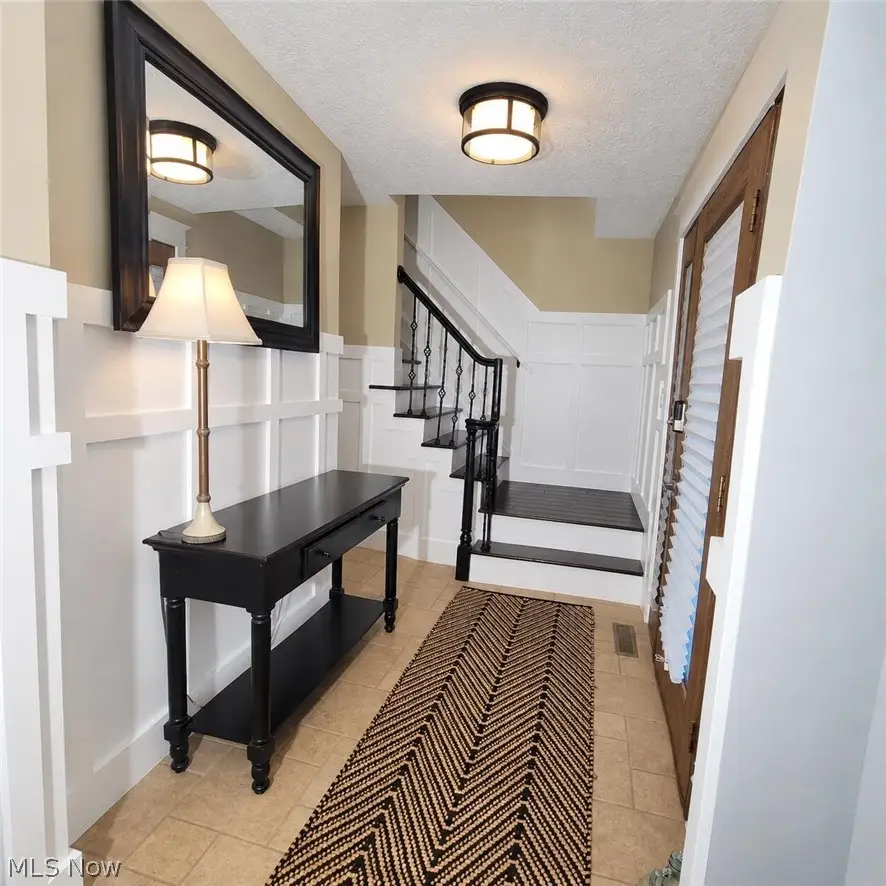 2205 Hedgewood Avenue, Alliance, OH 44601 - #3