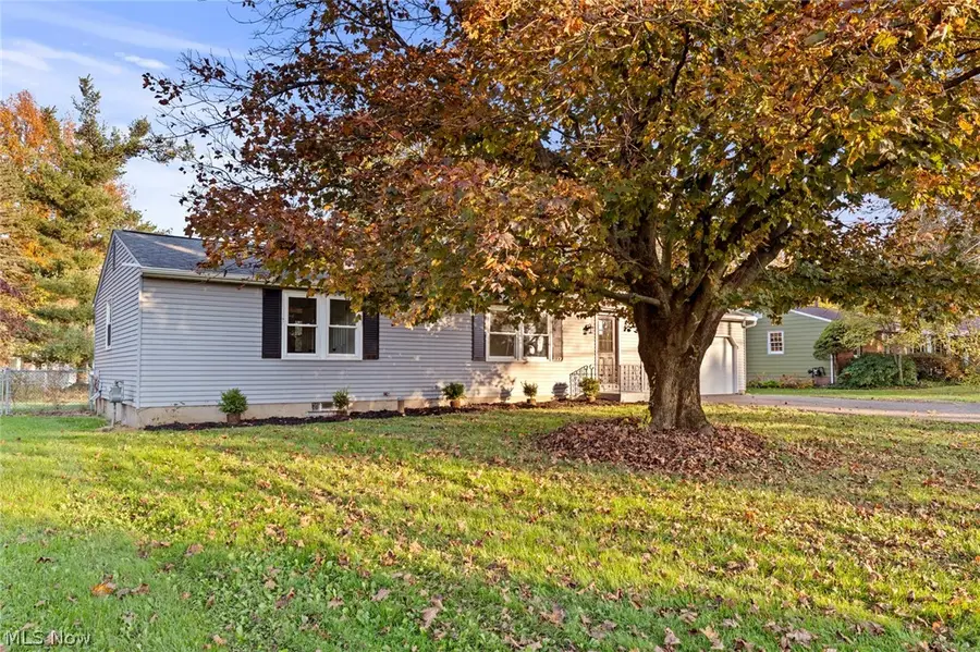 8266 Arlington Nw Avenue, North Canton, OH 44720 - #2