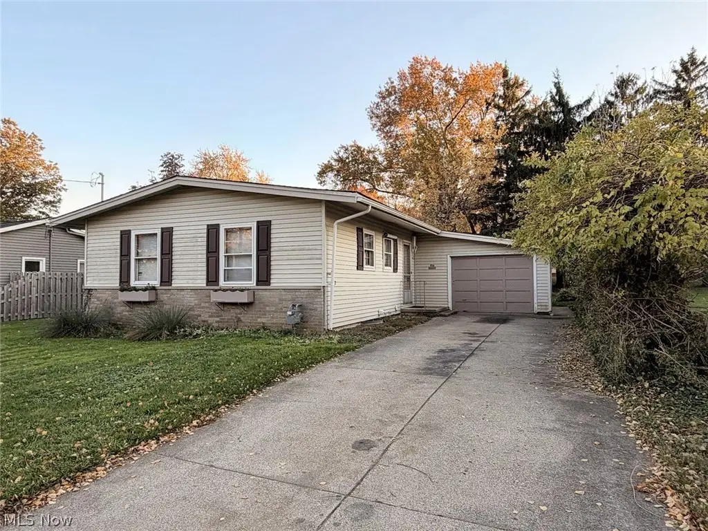 416 Heather Lane, Medina, OH 44256 - #1