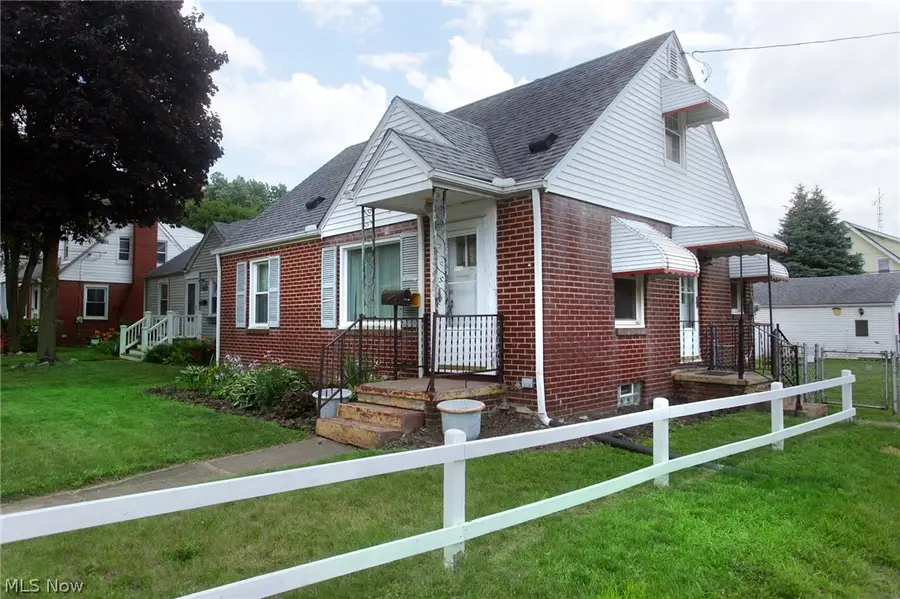 1344 NW 24th Nw Street, Canton, OH 44708 - #2