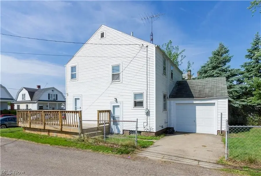 1341 Ridgeway Nw Place, Canton, OH 44709 - #2