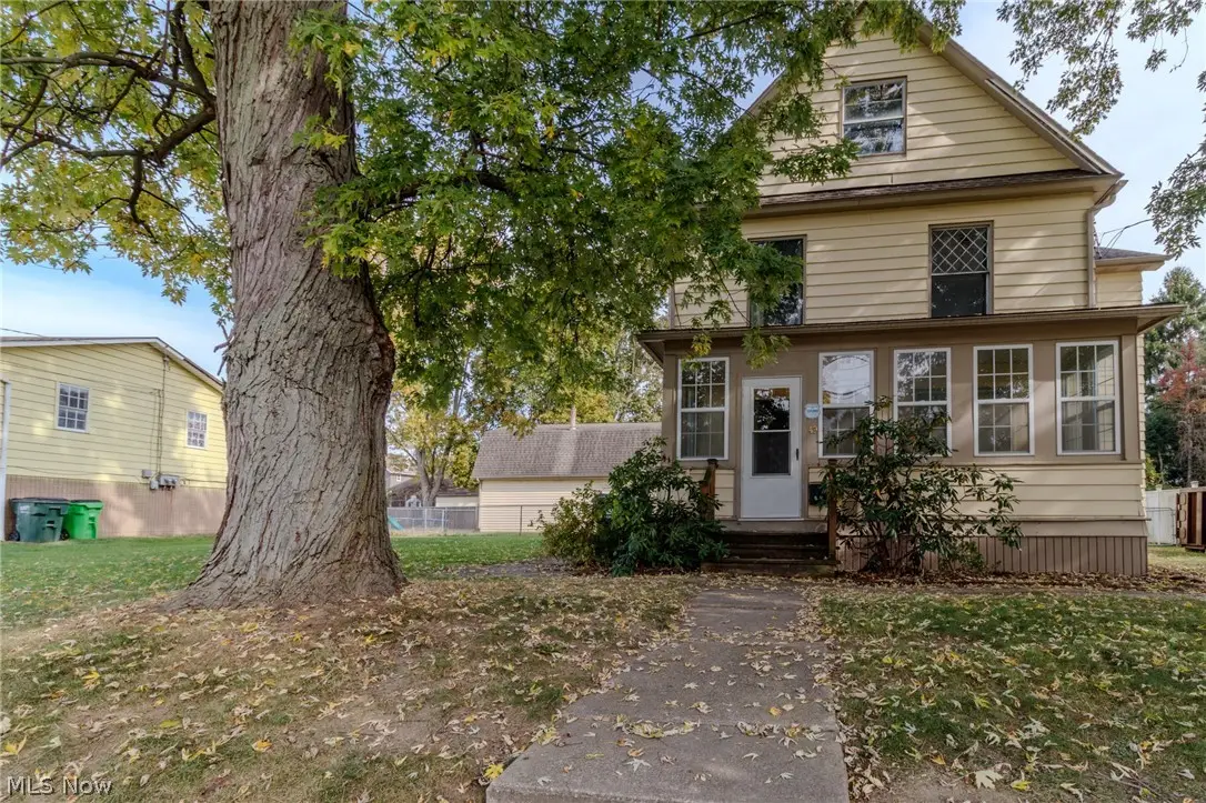49 Lindbergh Avenue, Barberton, OH 44203 - #1