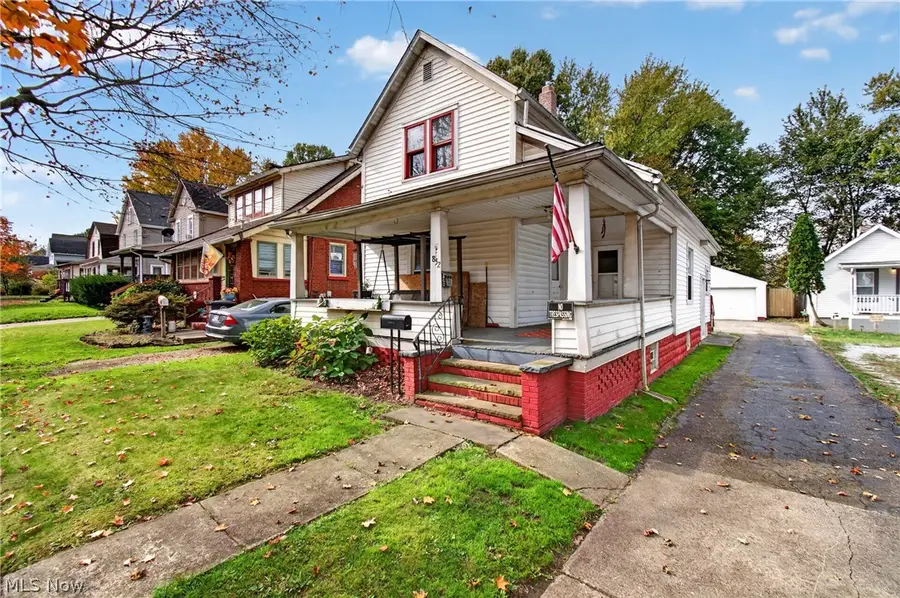 852 Kling Street, Akron, OH 44311 - #3