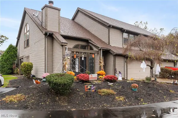3871 Northwoods Ne Court #3, Howland, OH 44483