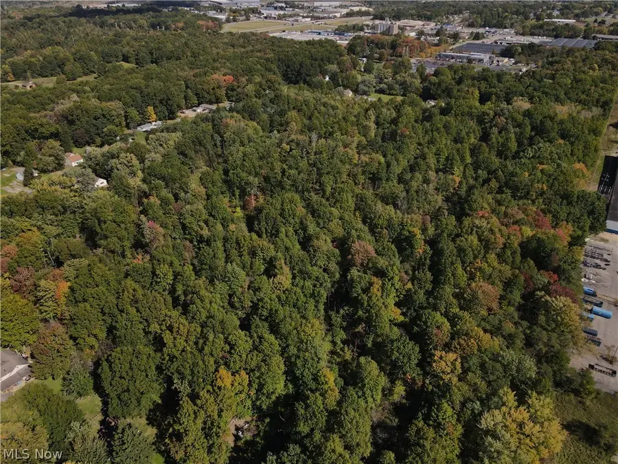 Crum Road, Youngstown, OH 44515 - #3