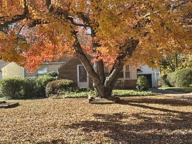 328 S Bon Air Avenue, Youngstown, OH 44509 - #1