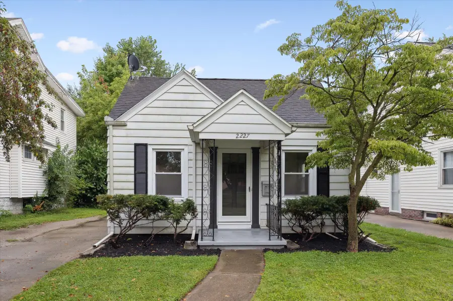 2227 Castlewood Drive, Toledo, OH 43613 - Image #3