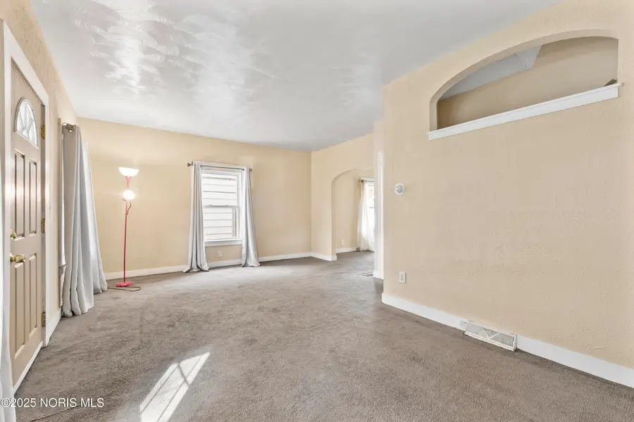 639 Carlton Street, Toledo, OH 43609 - Image #2