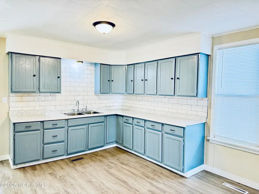 1110 Camden Street, Toledo, OH 43605 - Image #2