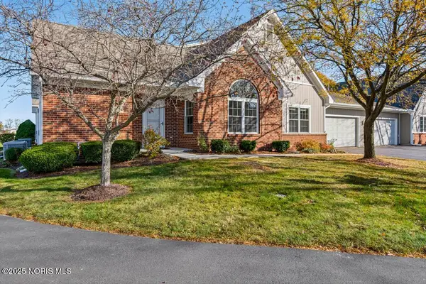 29964 Zachary Lane, Rossford, OH 43460