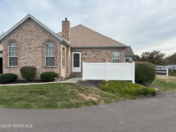 2245 Fox Run Circle, Findlay, OH 45840