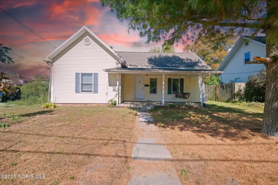 407 E Garfield Avenue, Swanton, OH 43558 - Image #2