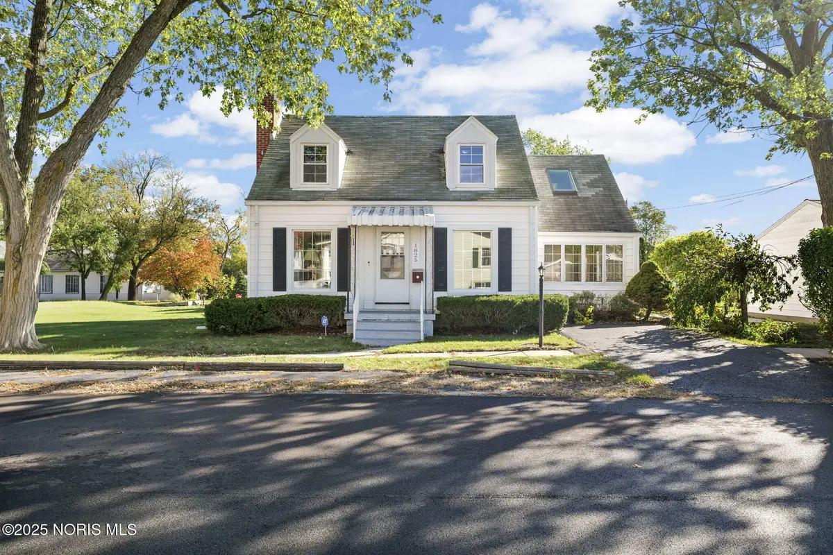 1825 Pershing Street, Findlay, OH 45840 - Image #1