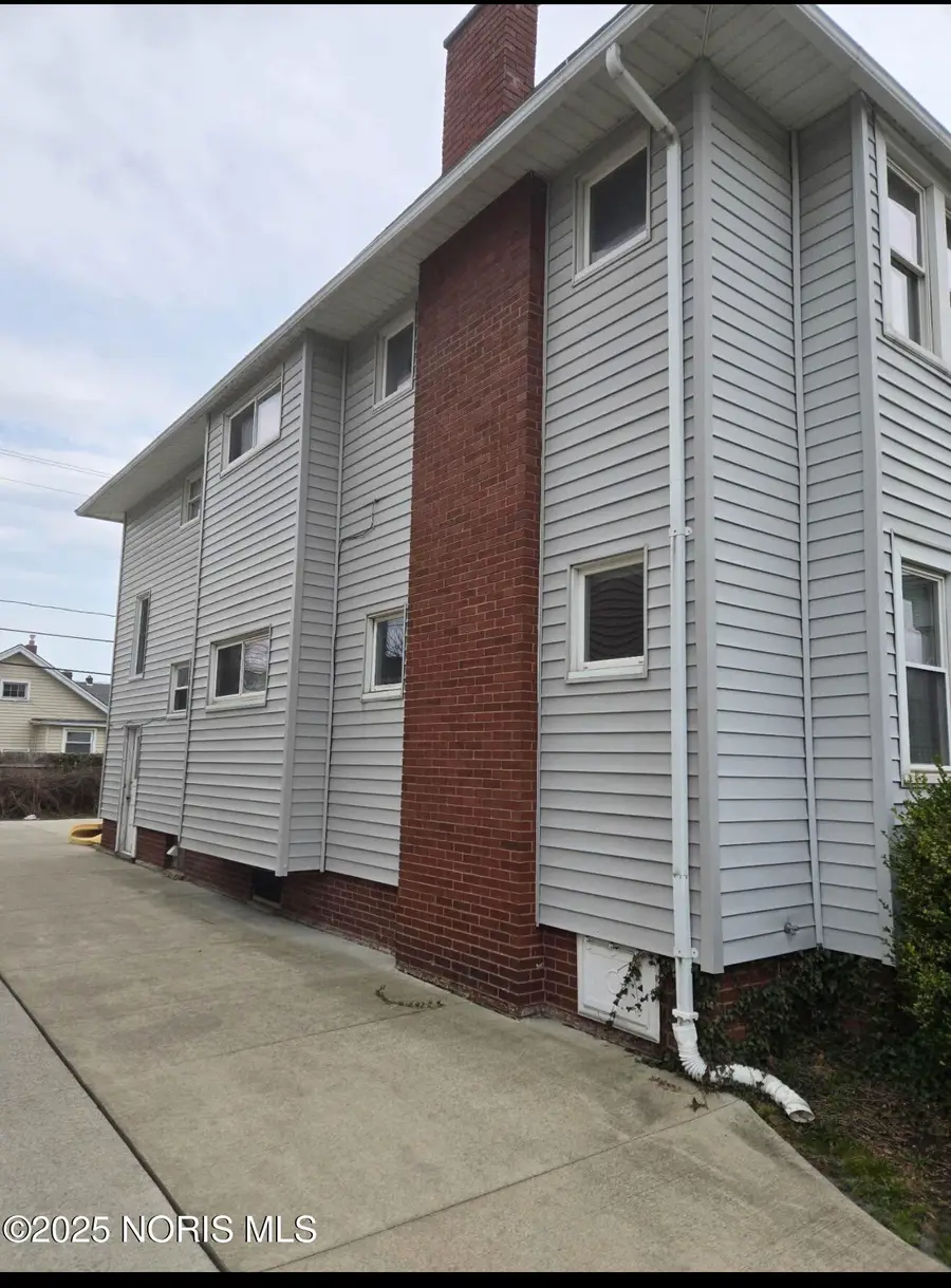 4214 Kingsbury Avenue, Toledo, OH 43612 - Image #2