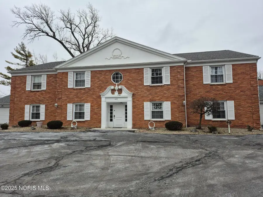 435 Park Avenue, Fostoria, OH 44830 - Image #2