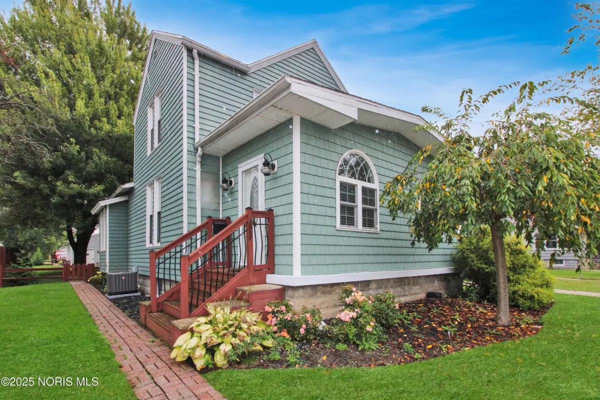 423 Fulton Street, Port Clinton, OH 43452 - Image #1