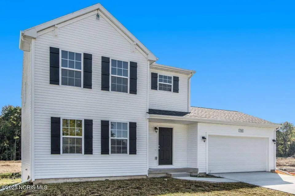 160 Meadowgate Drive, Walbridge, OH 43465 - Image #1