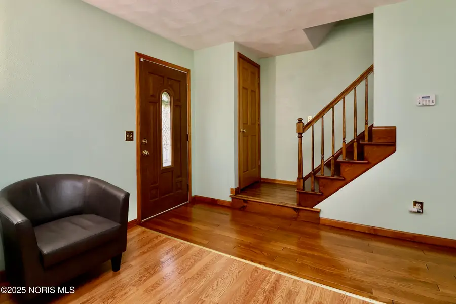 554 Bruns Drive, Rossford, OH 43460 - Image #2