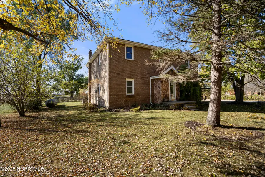 1031 N Cousino Road, Oregon, OH 43616 - Image #2