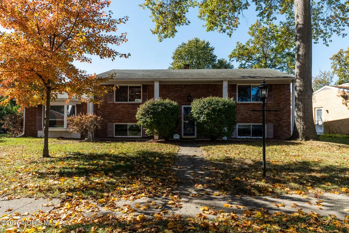 6033 Everwood Road, Toledo, OH 43613 - Image #1