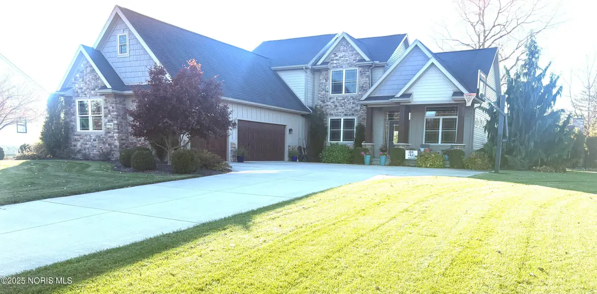 5716 Hamptons Drive, Monclova, OH 43542 - Image #1
